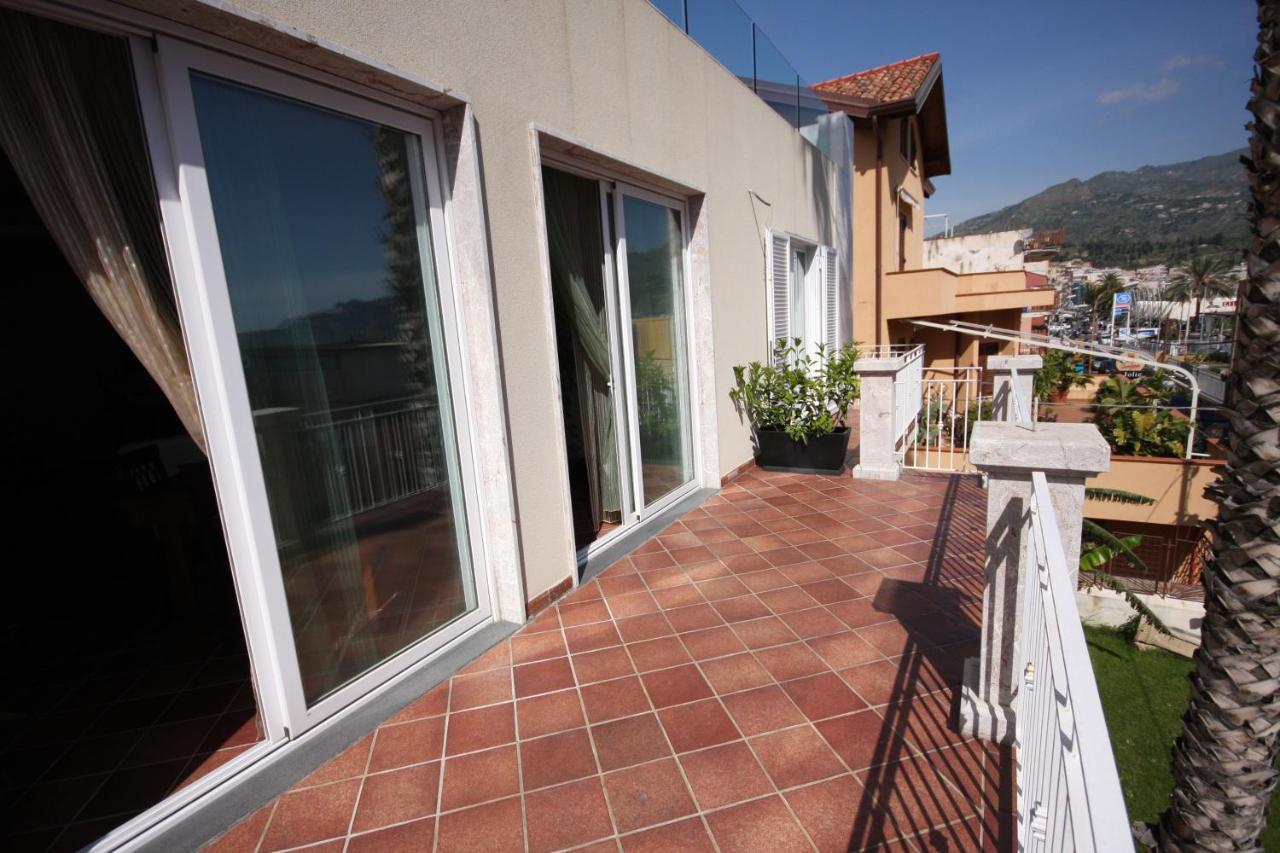 Porta Del Vento Bed & Breakfast Giardini Naxos Ngoại thất bức ảnh